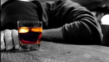 تناول كحول سام في الهند 