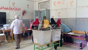 زيادة إقبال الناخبين في اليوم الثاني علي التوالي.. والنساء يتصدرن المشهد 