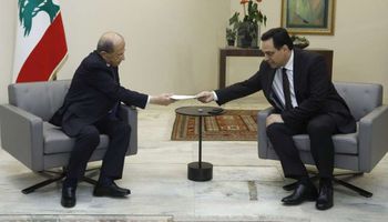 قبول استقالة حكومة لبنان 