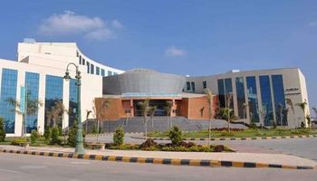 كلية الذكاء الاصطناعي