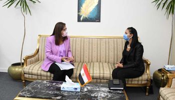 مايا مرسي  وهالة السعيد تتفقدان  المقر الدائم لمنظمة تنمية المرأة 
