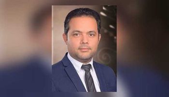 أحمد الزيات عضو لجنة التشييد والبناء