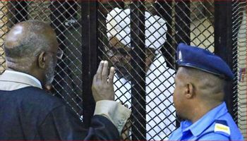 محاكمة الرئيس السوداني المعزول عمر البشير