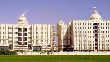 معهد مصر العالى للهندسة والتكنولوجيا 