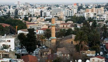 قبرص تعلن إلغاء "جوازات السفر الذهبية"