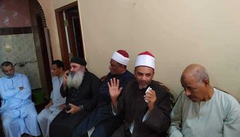 راعي كنيسة يشهد افتتاح مسجد في قنا