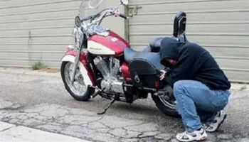 سرقة الدراجات النارية- أرشيفية