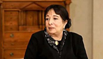 سميرة عبدالعزيز