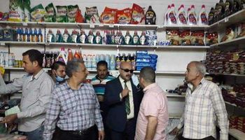 الوحدة المحلية لمركز أبو قرقاص بالمنيا تحرر 50 مخالفة تموينية