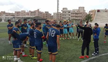 الفريق الأول لكرة القدم بنادي المنيا يختتم تدريباته استعدادا لإنطلاق الدوري غدا