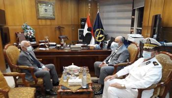 اجتماع محافظ بورسعيد ومدير الأمن