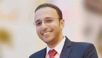 الدكتور محمد ابو طالب مدير مستشفى النجيلة المركزي 