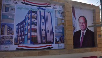 محافظ أسيوط يتفقد أعمال تطوير مدخل قرية نزة قرار بمنفلوط