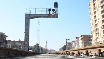 وزير النقل يعلن دخول برج ابو حماد في الخدمة  ضمن مشروع تطوير نظم الإشارات على خط سكة حديد بنها بورسعيد