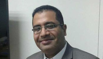  أحمد الإمام خبير اقتصادى 