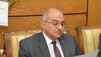 الدكتور طارق الجمال رئيس جامعة أسيوط 