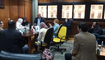 محمد شبانة خلال اجتماعه بمحرري النقابات