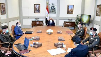 اجتماع الرئيس السيسي بالوزراء 