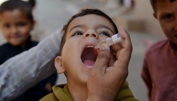 تطعيم الطفل في عمر سنتين 