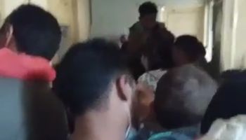 فيديو كارثي لزحام شديد امام مكتب صحة قوص