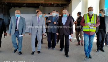 نائب رئيس جامعة الأزهر للوجه القبلى يتفقد أنشاءات بالمستشفى 