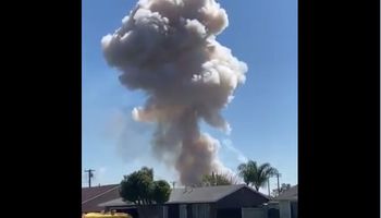  انفجار ضخم يهز ولاية كاليفورنيا 