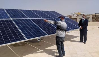 تركيب محطة لتوليد الكهرباء بالطاقة الشمسية بجامعة بنى سويف التكنولوجية 
