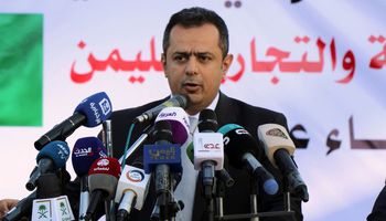  نجاة وزير يمني من محاولة تفجير موكبه
