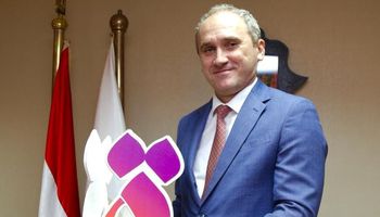 سفير بيلاروسيا بالقاهرة يدعم حملة "التاء المربوطة"