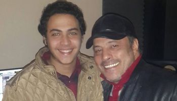 عمرو عبد الجليل وابنه