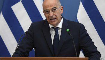 وزير الخارجية اليوناني: حل الخلافات مع تركيا ليس مستحيلا