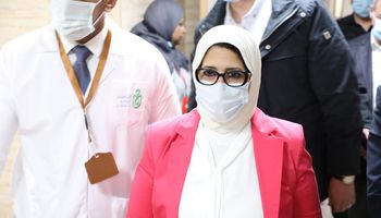 وزيرة الصحة في مستشفى إيزيس