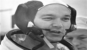 وفاة رائد الفضاء الأمريكي مايكل كولينز
