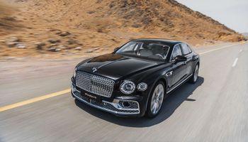 بنتلي Flying Spur 