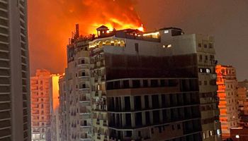 حريق هائل داخل فندق بطنطا