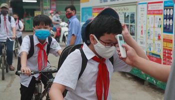 إغلاق المدارس في العاصمة الفيتنامية