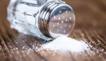 الملح يسبب ارتفاع ضغط الدم