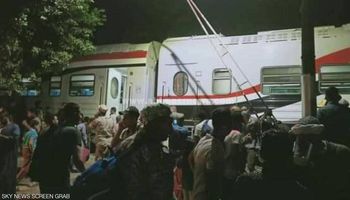 صورخروج عربة قطار في مدينة العياط 