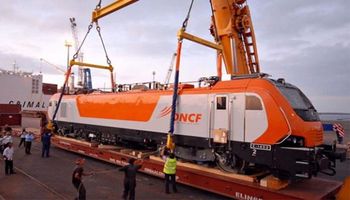  قاطرة كهربائية 