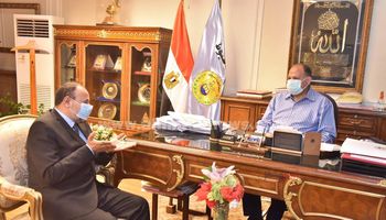 محافظ أسيوط يلتقي نائب رئيس جامعة الأزهر  