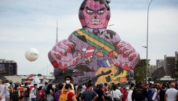 مظاهرات ضخمة في البرازيل ضد رئيس البلاد