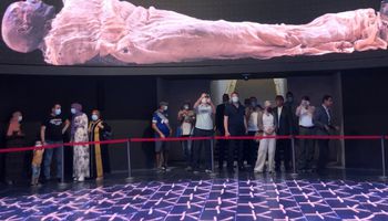 وزير السياحة والآثار يزور أهرامات الجيزة ومتحف الحضارةمع الوفد الحكومي الصربي