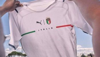 قميص منتخب إيطاليا 