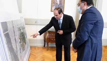 الرئيس السيسي يستعرض المخطط العام لمشروع "حديقة تلال الفسطاط"