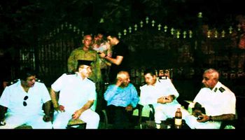اللواء أسامة بدير ورئيس الوزراء حازم الببلاوي صبيحة ثورة 30 يونيو