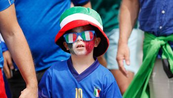 جماهير إيطاليا وويلز يورو 2020