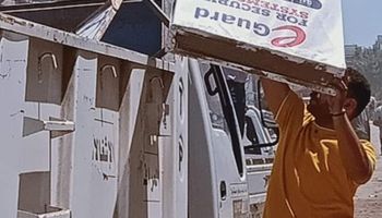  حملات مكبرة لإزالة الإشغالات والإعلانات المخالفة والعشوائية في بيلا بكفر الشيخ 