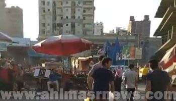 إقبال المواطنين على الأسواق لشراء مستلزمات العيد