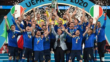 ايطاليا بطل يورو 2020