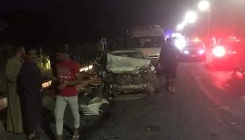 حادث تصادم 3 سيارات بطريق الأربعين في قنا